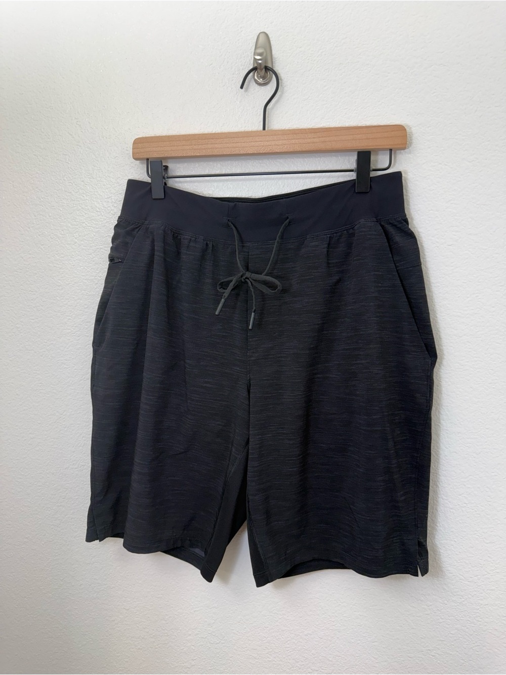 Lululemon T.H.E. Short 9” Black Men's Size M Athletic Gym